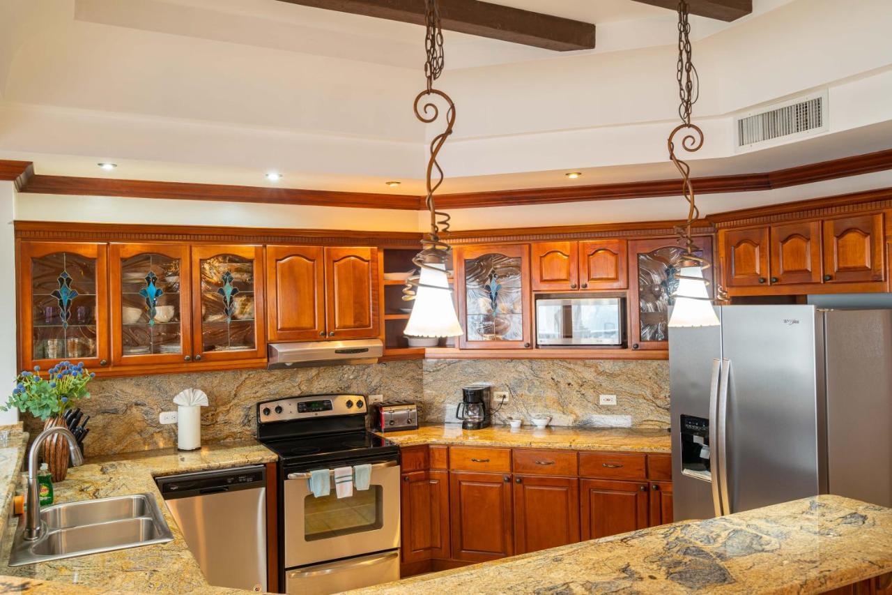 Pacifico Colonial Condominiums Мануел Антонио Екстериор снимка