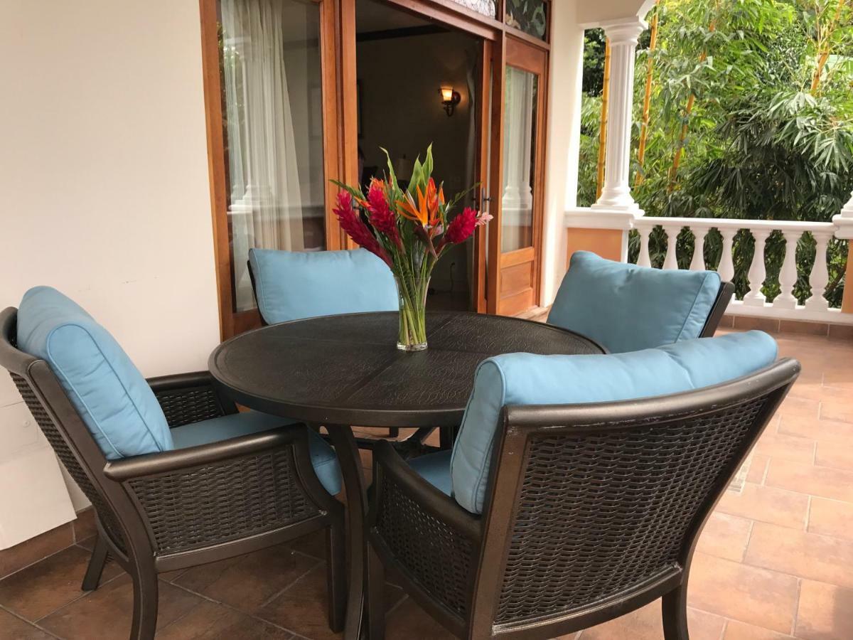Pacifico Colonial Condominiums Мануел Антонио Екстериор снимка