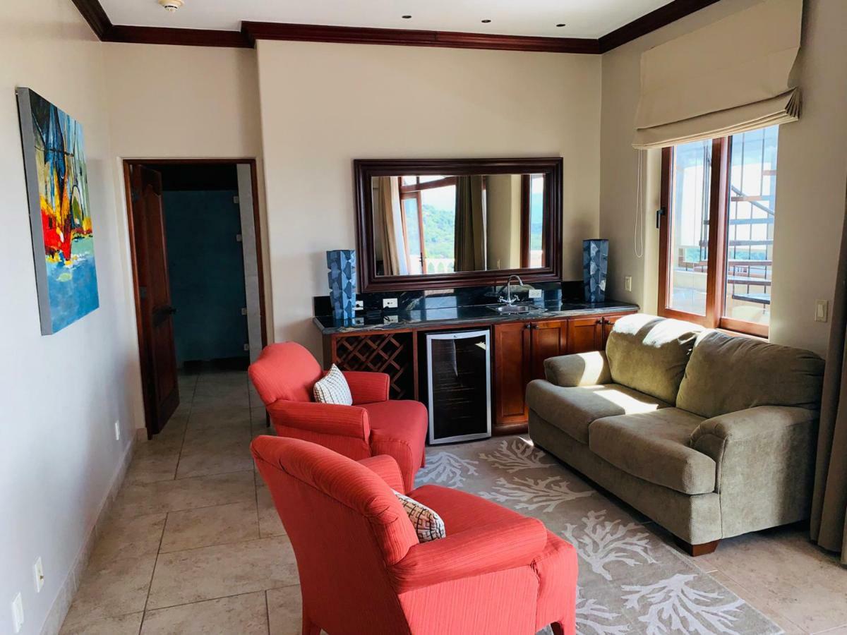 Pacifico Colonial Condominiums Мануел Антонио Екстериор снимка