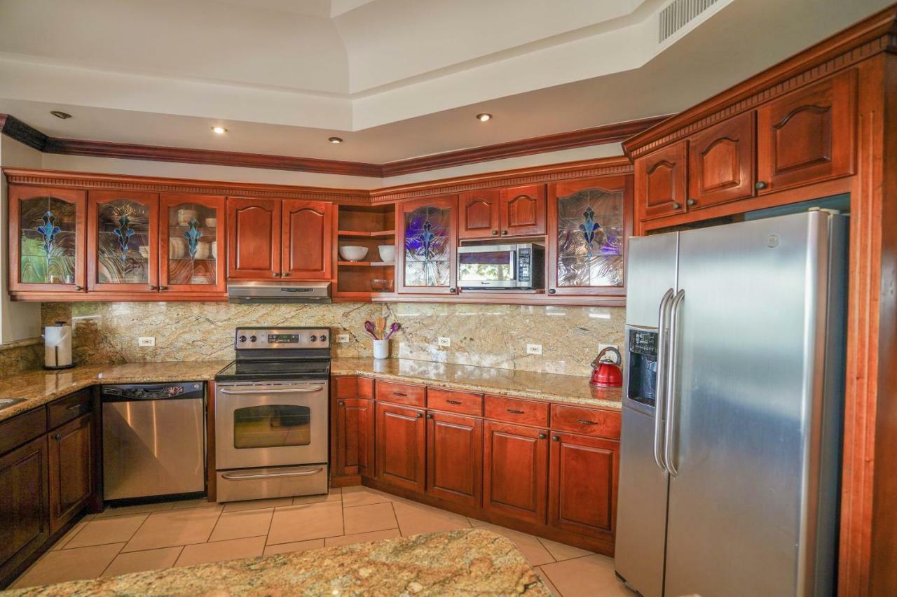 Pacifico Colonial Condominiums Мануел Антонио Екстериор снимка